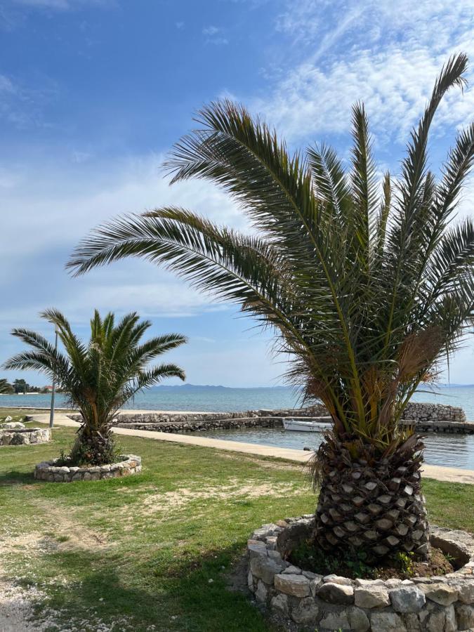 Lakokocsik A Tengerparton - Caravans At The Sandy Beach 普利拉卡 外观 照片